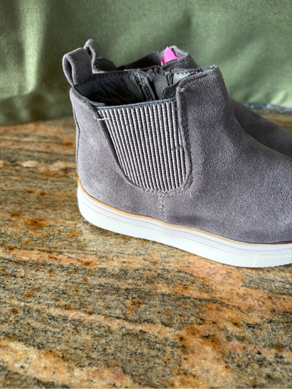 First steps Kids Chelsea Sneaker Boot - Gray
Size 8 - Picture 7 of 16